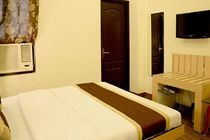 Oyo 868 Hotel Arena Villas Jaipur Bagian luar foto